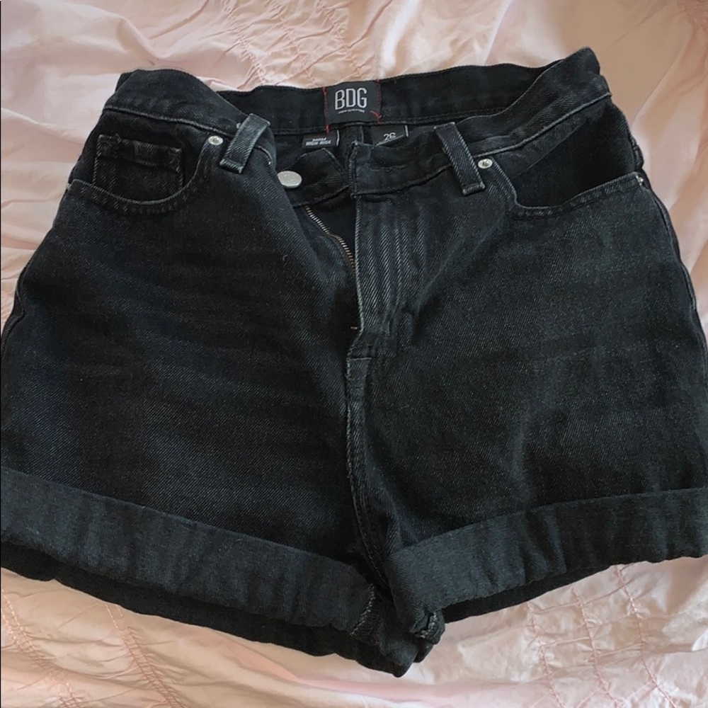 Mom style high waisted black jean shorts
